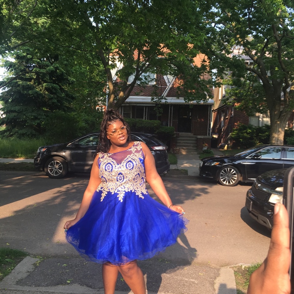 Beautiful plus sized prom dress